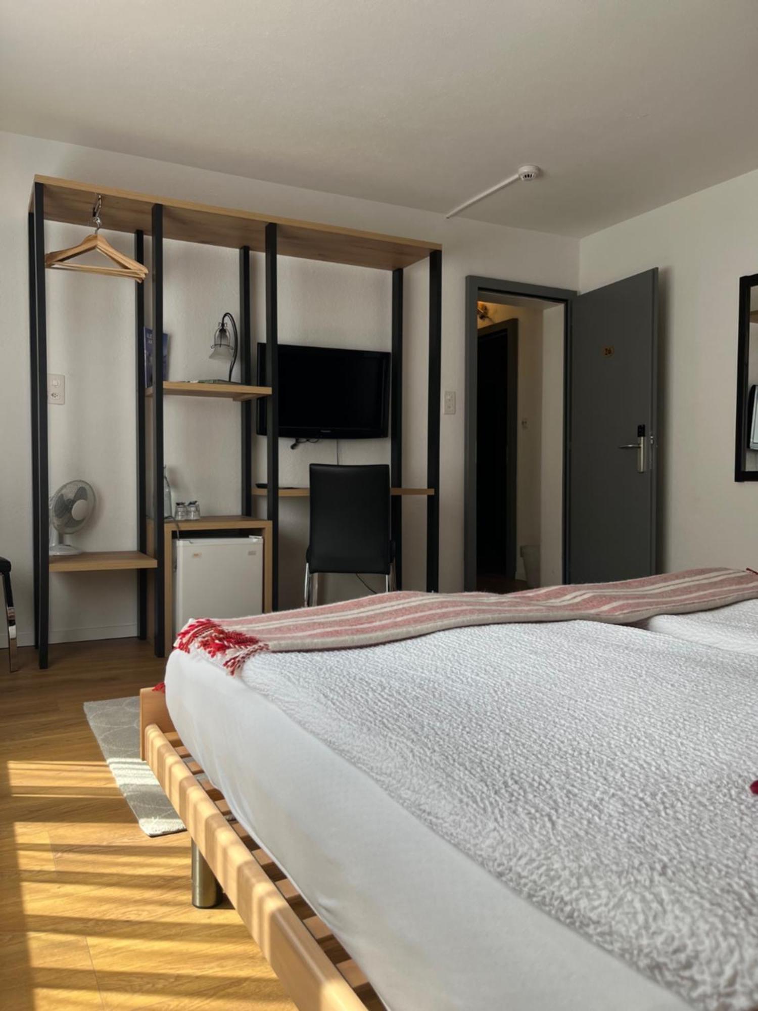 Hotel Europe בריג מראה חיצוני תמונה