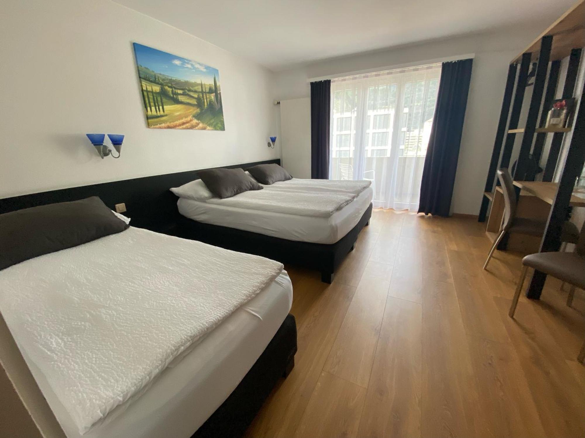 Hotel Europe בריג מראה חיצוני תמונה